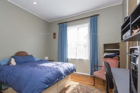 Photo of property in 28 Doone Street, Lynmouth, New Plymouth, 4310