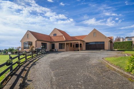 Photo of property in 28 Claremont Rise, Levin, 5510