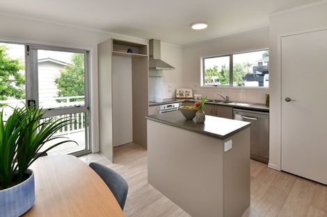 Photo of property in 30 Bay Vista Drive, Red Beach, 0932