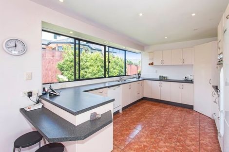 Photo of property in 9 Lamia Place, The Gardens, Auckland, 2105