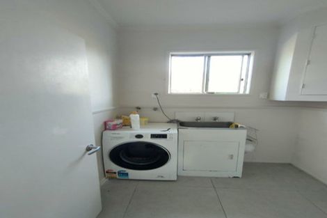 Photo of property in 6c Seaview Road, Milford, Auckland, 0620