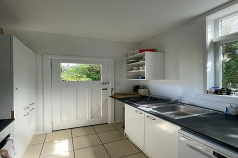 Photo of property in 39 Adams Terrace, Aro Valley, Wellington, 6021