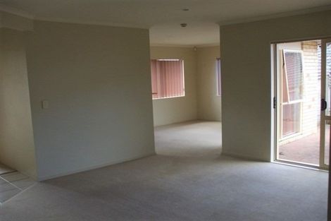 Photo of property in 6 Richfield Crescent, Westgate, Auckland, 0614