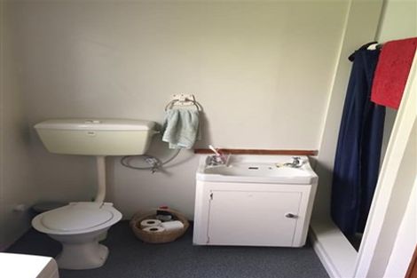 Photo of property in 2/65 Mandalay Terrace, Khandallah, Wellington, 6035