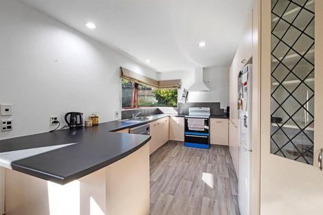 Photo of property in 8 Katherine Place, Bellevue, Tauranga, 3110