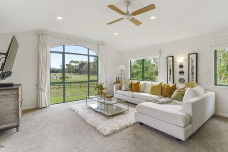 Photo of property in 393 Papakura-clevedon Road, Clevedon, Papakura, 2582