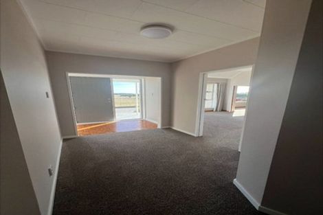 Photo of property in 133 Muhunoa Road East, Ohau, Levin, 5570