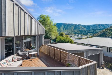 Photo of property in 25c Milton Terrace, Picton, 7220