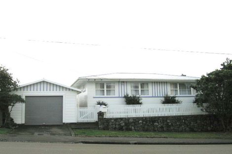 Photo of property in 27 Cara Crescent, Paparangi, Wellington, 6037