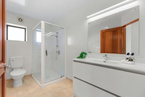 Photo of property in 324b Oceanbeach Road, Mount Maunganui, 3116