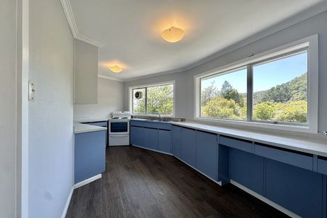 Photo of property in 480 Stokes Valley Road, Stokes Valley, Lower Hutt, 5019