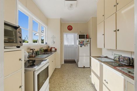 Photo of property in 6 Brunswick Road, Aramoho, Whanganui, 4500
