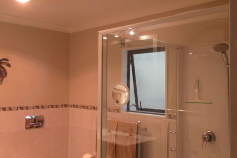 Photo of property in 3 Moss Lane, Raumati Beach, Paraparaumu, 5032