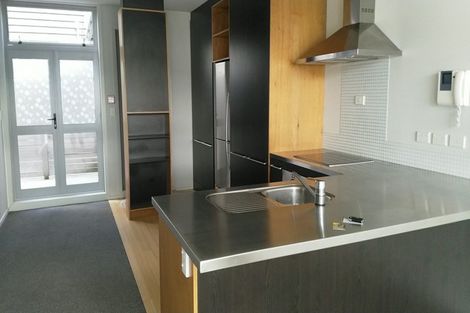 Photo of property in 8/337 Jackson Street, Petone, Lower Hutt, 5012