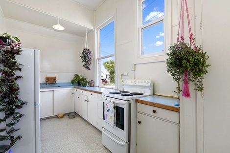 Photo of property in 186 Queen Street North, North Dunedin, Dunedin, 9016