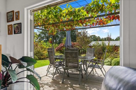Photo of property in 63 Woodward Road, Maungatapere, Whangarei, 0179