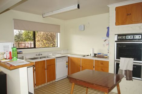 Photo of property in 12 Kinley Street, Rangiora, 7400