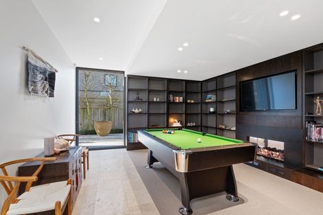 Photo of property in 48 Clissold Street, Merivale, Christchurch, 8014