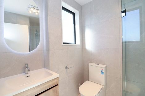 Photo of property in 10 Tukauri Place, Papakura, 2110