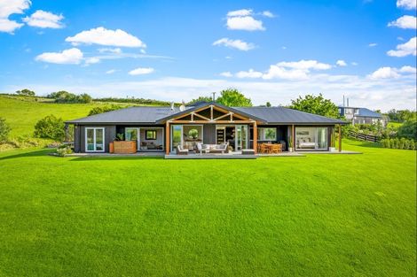 Photo of property in 113 Takatu Road, Tawharanui Peninsula, Warkworth, 0986