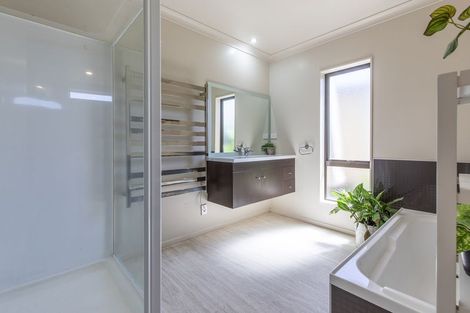 Photo of property in 122 Parekaawa Drive, Motuoapa, Turangi, 3382