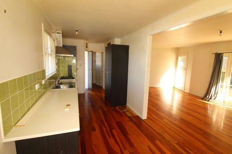 Photo of property in 27 Wharf Road, Te Atatu Peninsula, Auckland, 0610