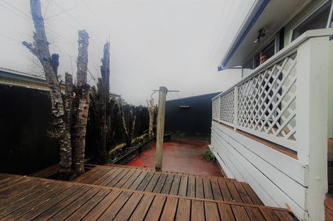 Photo of property in 1/34 Reynella Drive, Massey, Auckland, 0614