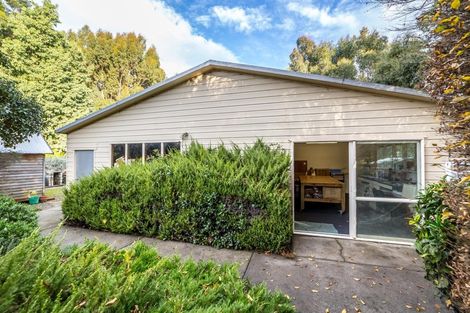 Photo of property in 265 No 1 Line, Tauwharenikau, Featherston, 5771