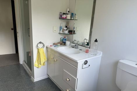 Photo of property in 336 Karori Road, Karori, Wellington, 6012