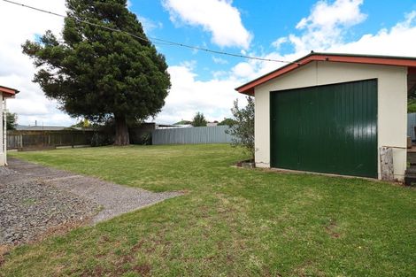 Photo of property in 3 Victoria Avenue, Dannevirke, 4930