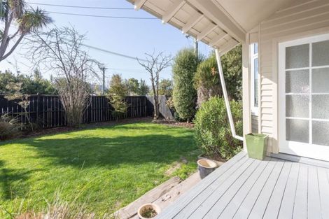 Photo of property in 16 Winton Street, St Albans, Christchurch, 8014