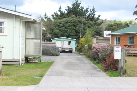 Photo of property in 107a Williamson Road, Whangamata, 3620