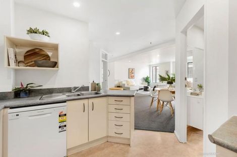 Photo of property in Courtenay Apartments, 403/120 Courtenay Place, Te Aro, Wellington, 6011