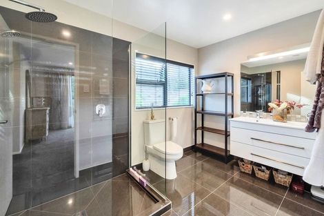 Photo of property in 99 Hauora Lane, Waitoki, 0871