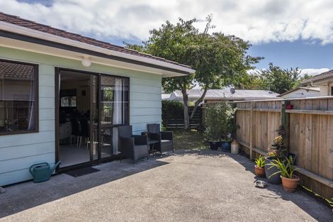 Photo of property in 9b Rodney Grove, Paraparaumu, 5032