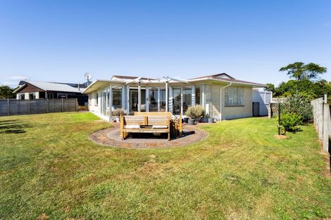 Photo of property in 44 Wairau Road, Oakura, 4314