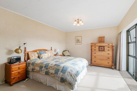 Photo of property in 13a Norton Park Avenue, Fairfield, Lower Hutt, 5011