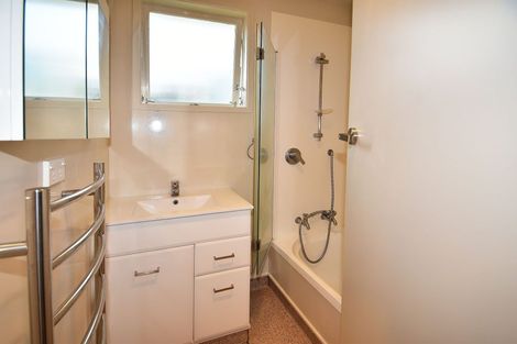 Photo of property in 27 Wallace Road, Ranui, Auckland, 0612