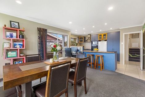 Photo of property in 4 Evelyn Place, Welbourn, New Plymouth, 4310