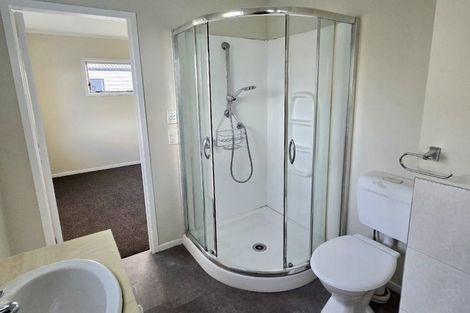 Photo of property in 52 Shifnal Drive, Randwick Park, Auckland, 2105