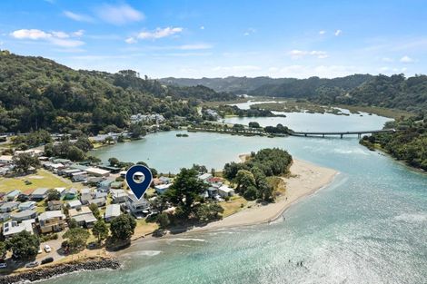Photo of property in 28 The Strand, Waiwera, Orewa, 0994