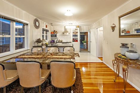 Photo of property in 142 Russell Road, Manurewa, Auckland, 2102