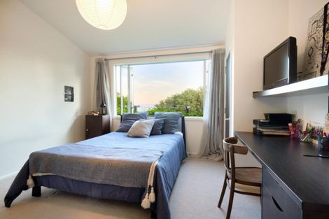 Photo of property in 3 Cameron Terrace, Bluff Hill, Napier, 4110