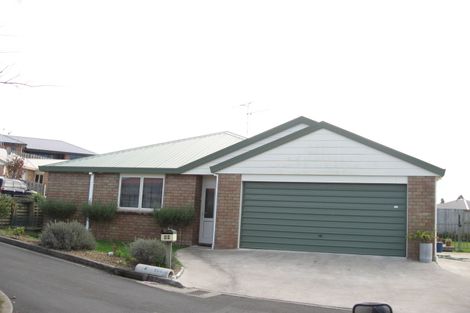 Photo of property in 25 Pointon Glade, Grandview Heights, Hamilton, 3200