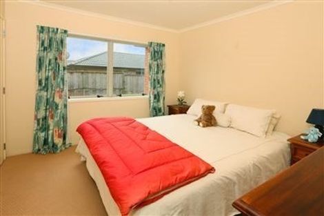 Photo of property in 1 Braestar Court, Henderson, Auckland, 0612