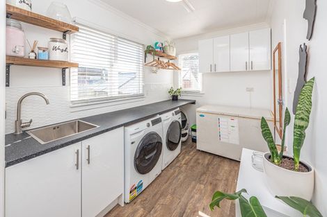 Photo of property in 50 Fitzherbert Avenue, Tawhero, Whanganui, 4501