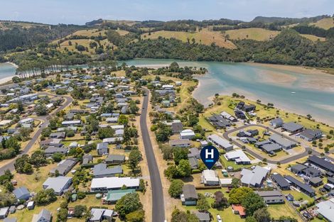 Photo of property in 45 Oyster Drive, Cooks Beach, Whitianga, 3591
