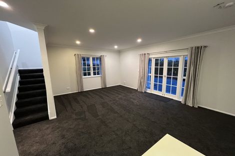 Photo of property in 1/28 Beach Road, Castor Bay, Auckland, 0620
