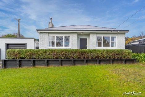 Photo of property in 43 Seddon Street, Wallaceville, Upper Hutt, 5018