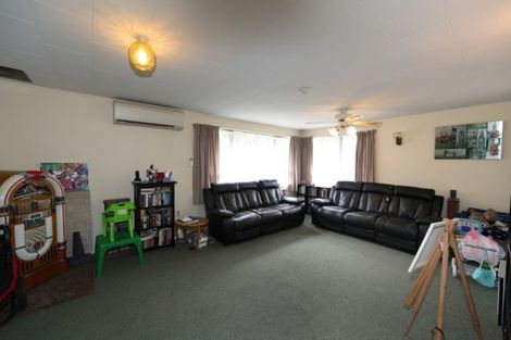 Photo of property in 3 Toop Street, Havelock North, 4130